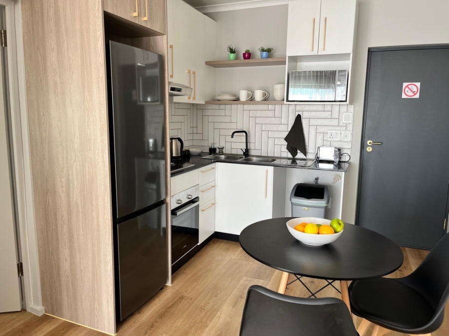 1 Bedroom Property for Sale in Table View Western Cape